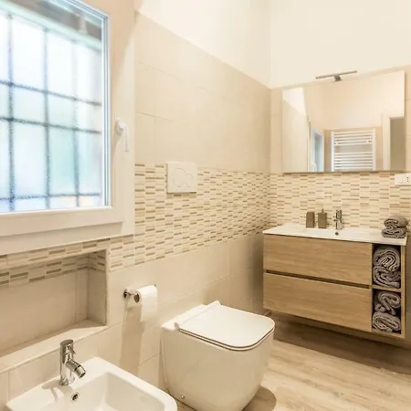 Sweet Apartment *
